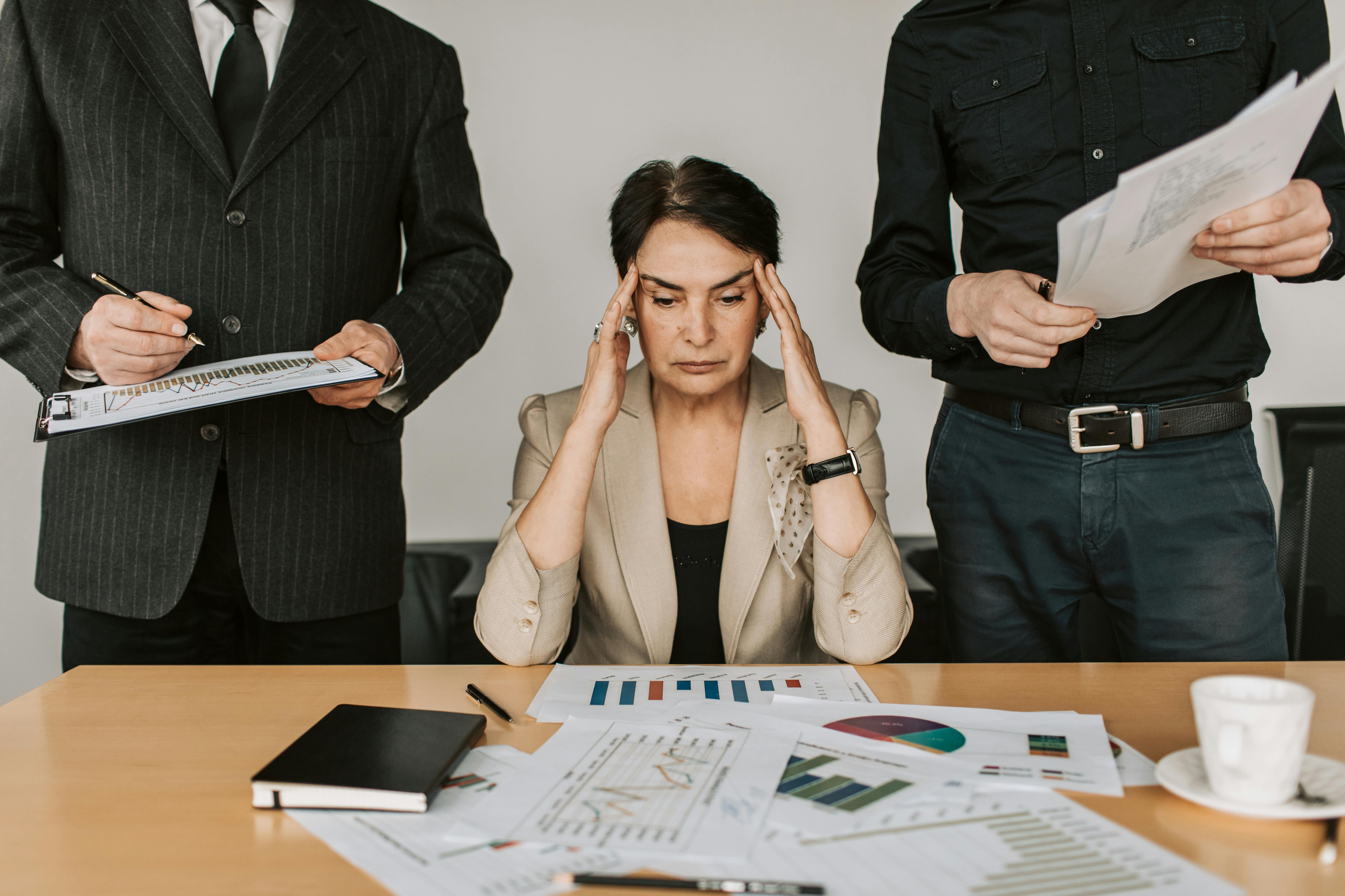 broken marketing and sales gap